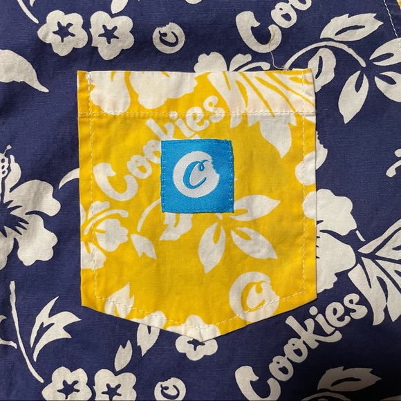 Men’s Medium Short Sleeve Button Down Cookies Waimea Cotton Shirt ( Multi ) - Picture 4 of 7